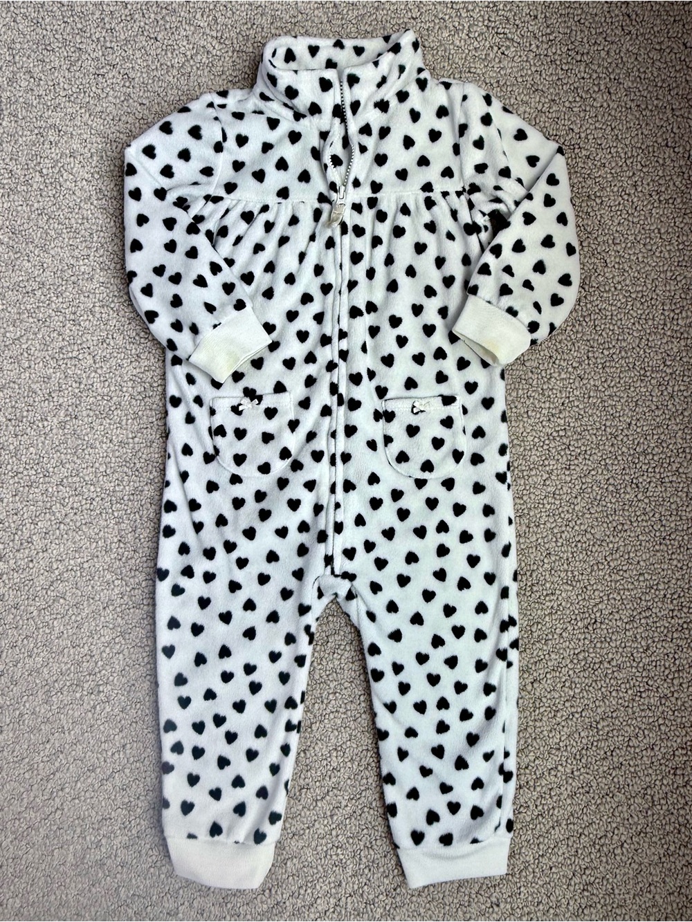 Carter's White Fleece bunting One-Piece with Black Hearts Print, 18m